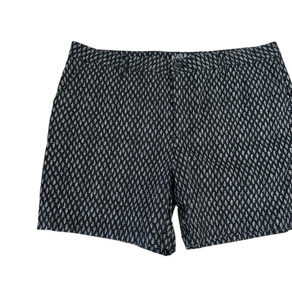 Riders By Lee Women 6" Inseam Black & White Printed Cotton/Spandex Shorts SZ 18M - Picture 2 of 12